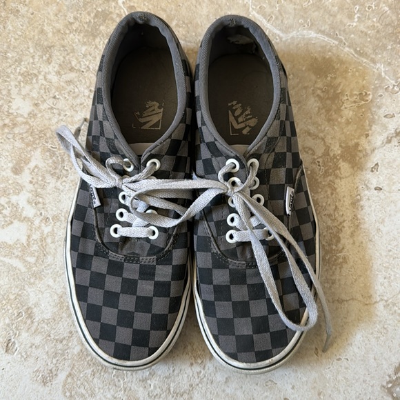 Vans shoes - Picture 2 of 7